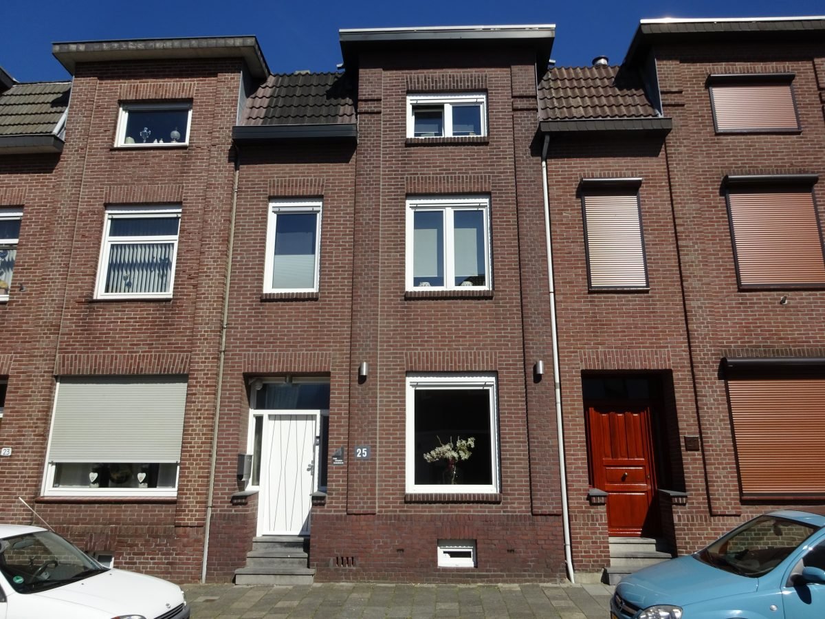 Tussenwoning te koop: Bleijerheiderstraat 25, Nulland Kerkrade